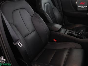 Volvo XC40 - 11