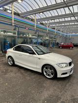 BMW e82 120d Coupé M Paket - BMW 120 Coupé M paket mit Diesel-Antrieb