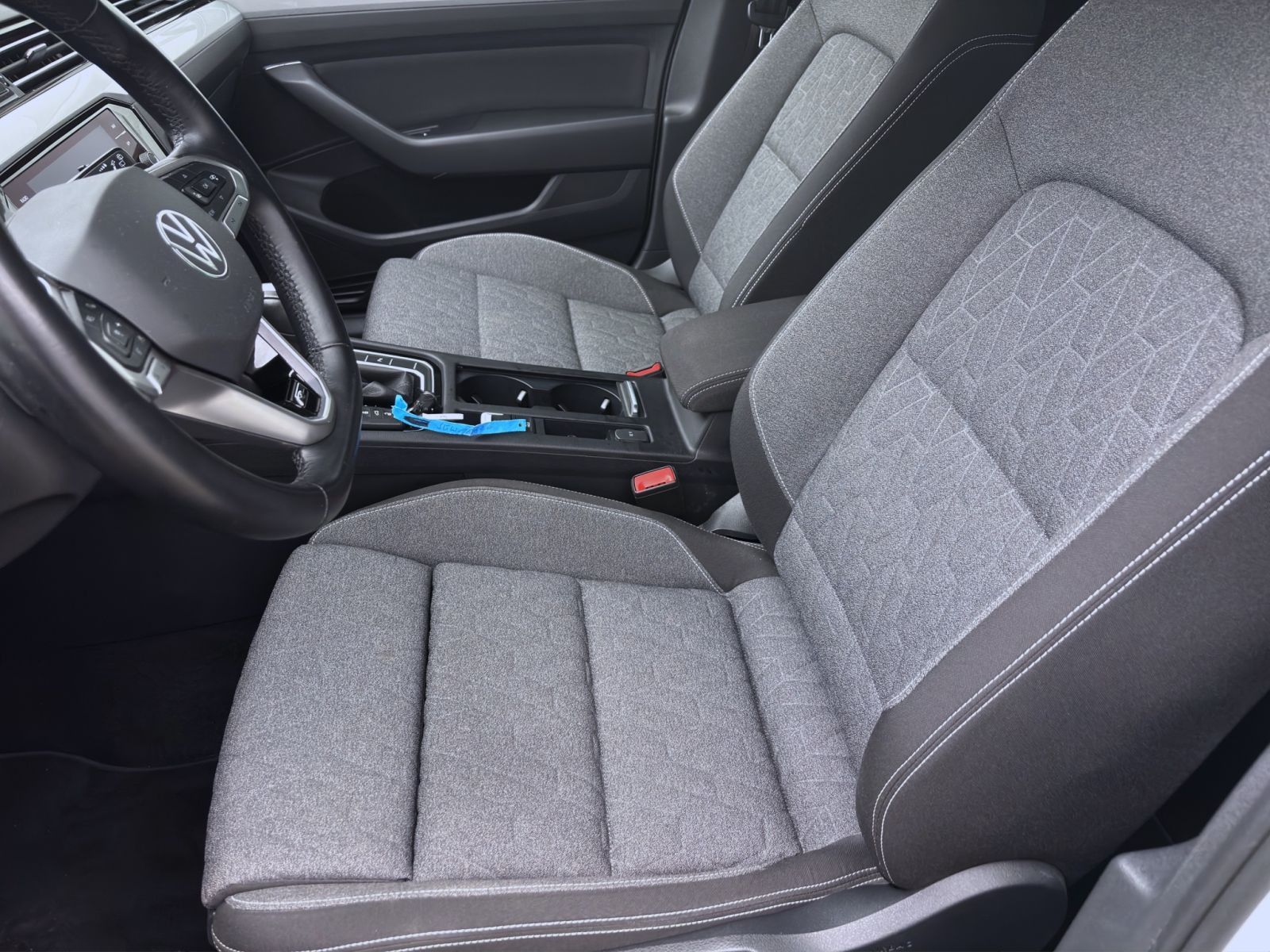 Volkswagen Passat Variant - Bild 10