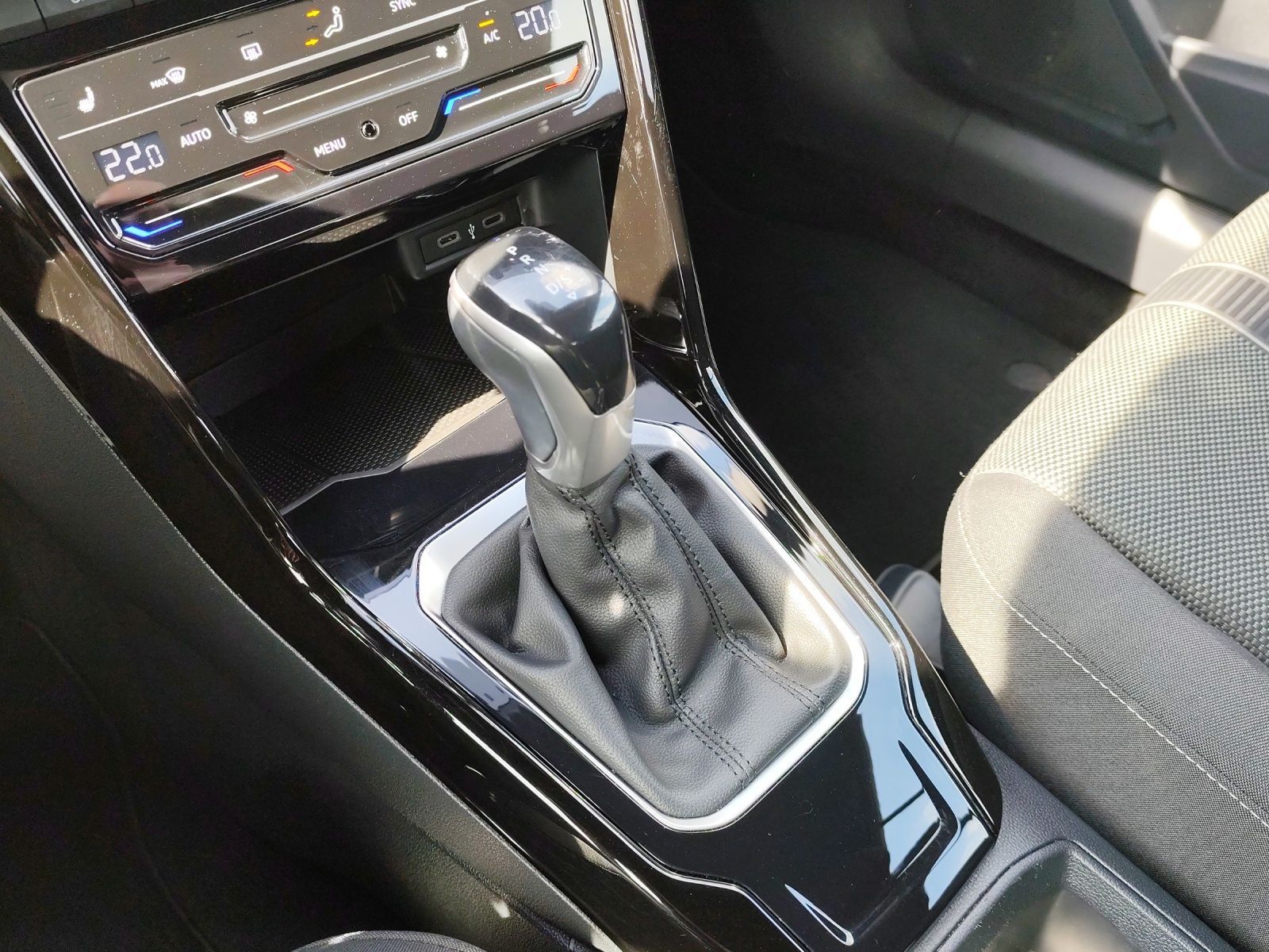 Volkswagen T-Roc - Bild 9
