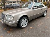 Mercedes-Benz CE 220 w124 - Mercedes-Benz CE 220: Sportwagen