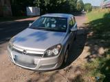 Opel Astra H - Opel Astra aus 2004 mit Diesel-Antrieb