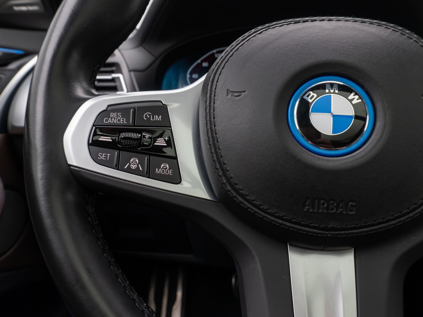 Fahrzeugabbildung BMW iX3 M Sport IMPRESSIVE DAB 360°H/K HUD Panorama