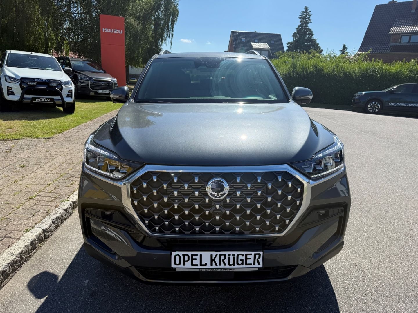 Fahrzeugabbildung KGM Rexton Lux 2.2 4WD Leder 360 Kamera