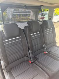 Volkswagen Touran - 9