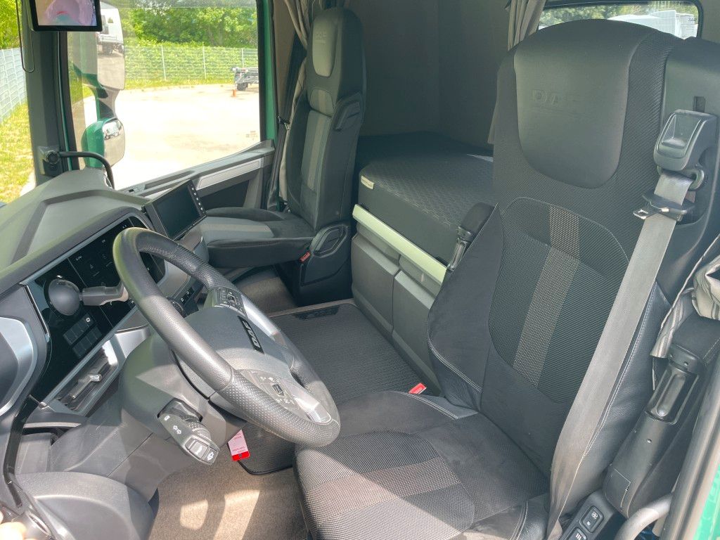 Fahrzeugabbildung DAF FT XF 530 NGD PXP 4x4