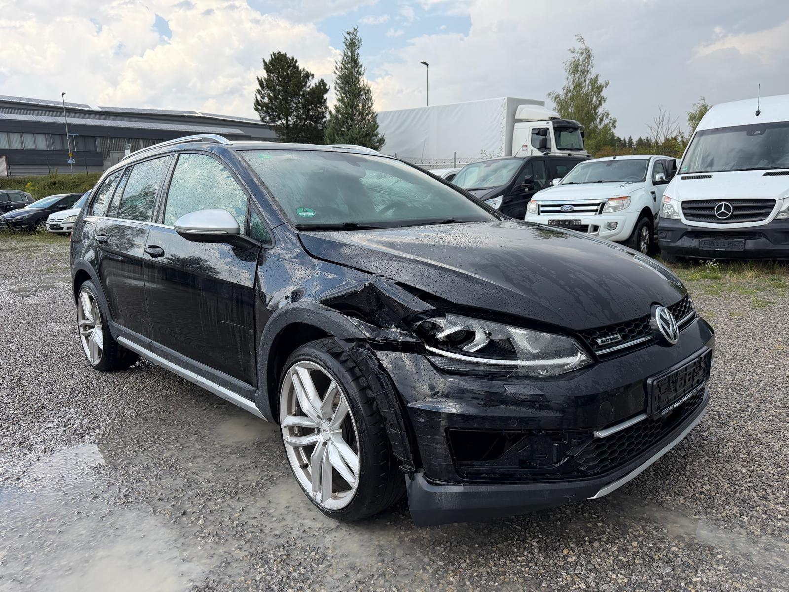 Volkswagen Golf VII Alltrack Variant Basis BMT 4Motion