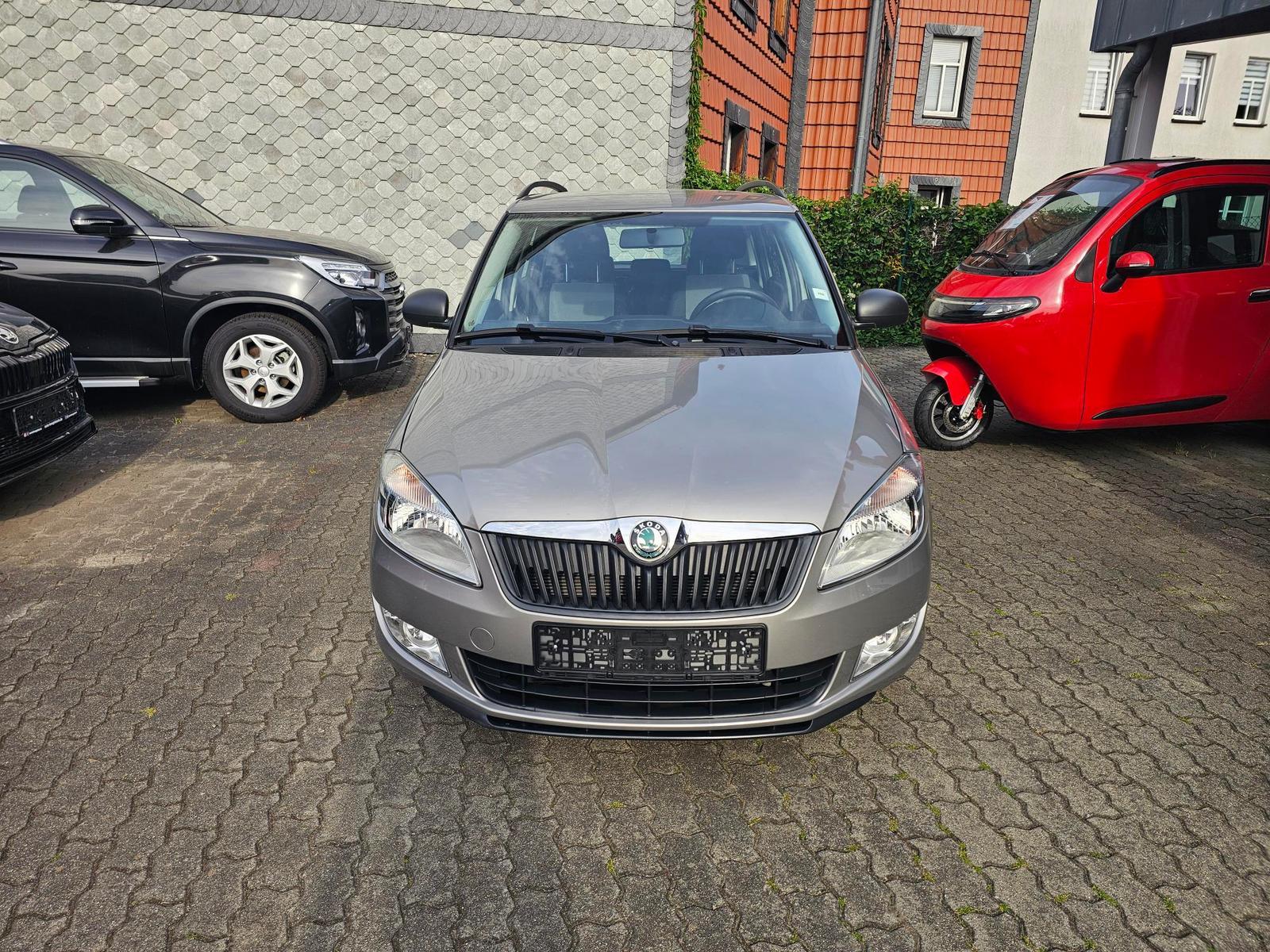 Skoda Fabia 2012 — photo 8