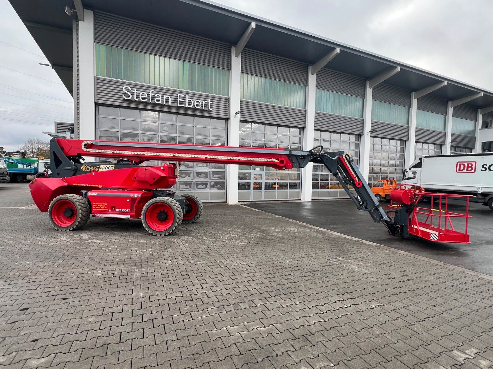 Fahrzeugabbildung Andere Magni DTBJ 30 RT 4x4 / 30,3m / 454kg / nur 722h