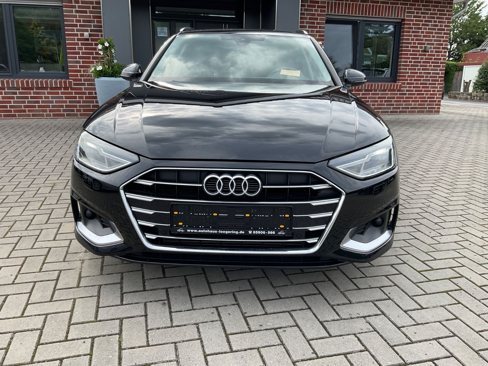 Fahrzeugabbildung Audi A4 35 TFSI S tronic Avant,CarPlay,ACC,Kamera