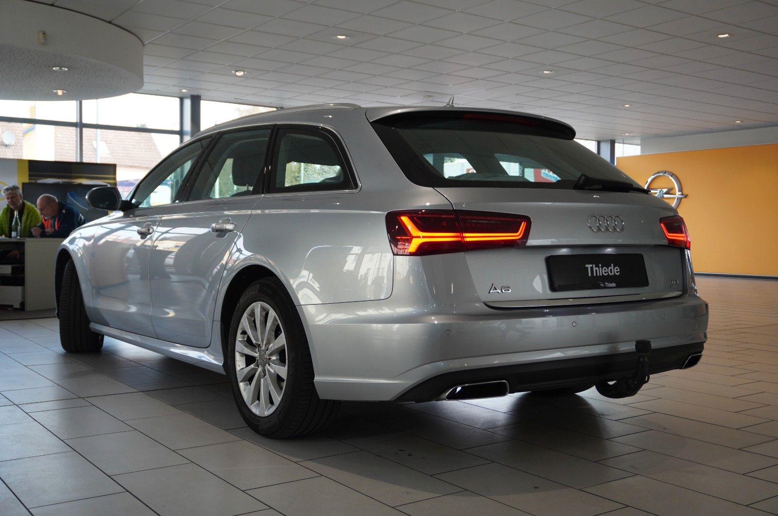 Fahrzeugabbildung Audi A6 Avant 2.0 TDI ULTRA S-TRONIC NAVI/LED/SHZ/AHK