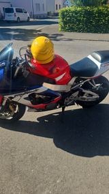 Honda Cbr 900 rr sc44 - Offers matching your search criteria