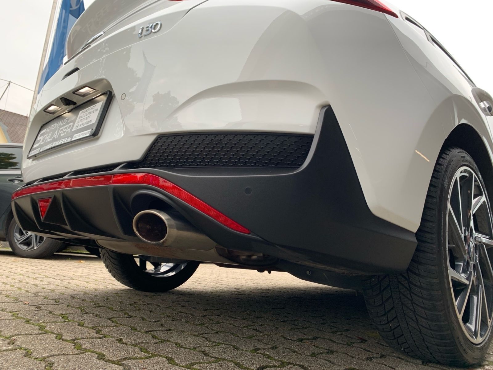 Fahrzeugabbildung Hyundai i30 Fastback 1.5T-GDI 7-DCT N-Line Mild-Hybrid A