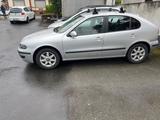 Seat Leon 1,9 TDI 81 kW Magma Magma - Seat Leon mit Diesel-Antrieb: 1.9