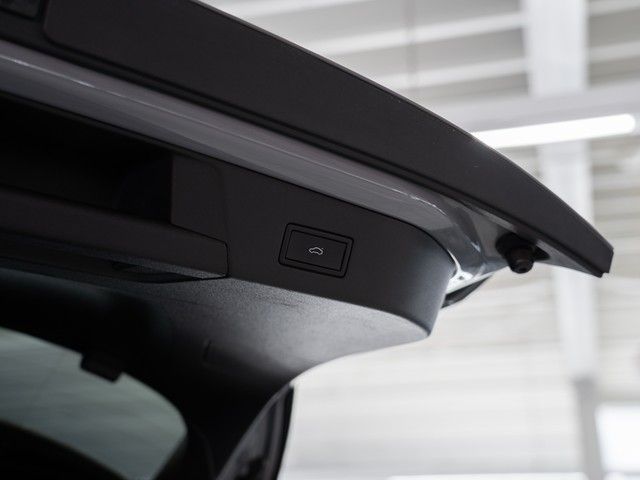 ID.4 Pro Performance AHK GJR Interieur-Plus 360*