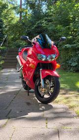 Honda VFR 800 FI  - HONDA 1998 VFR 800
