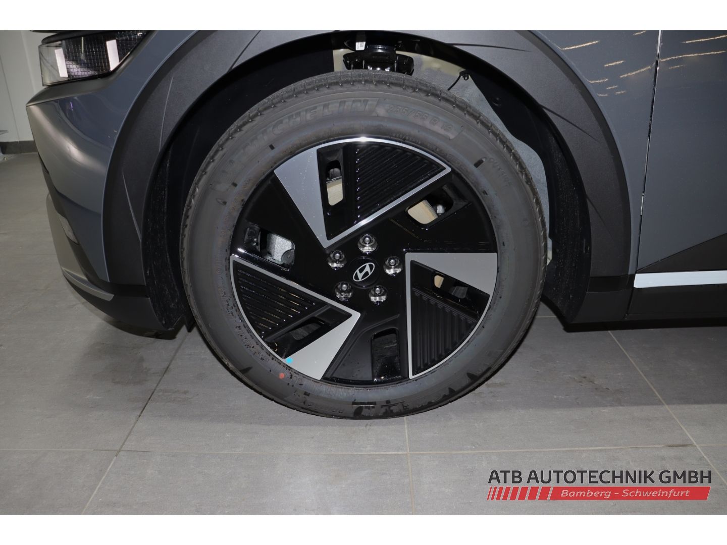 Fahrzeugabbildung Hyundai IONIQ 5 MY26 CENTRIQ 84kWh Batterie 229PS 2WD