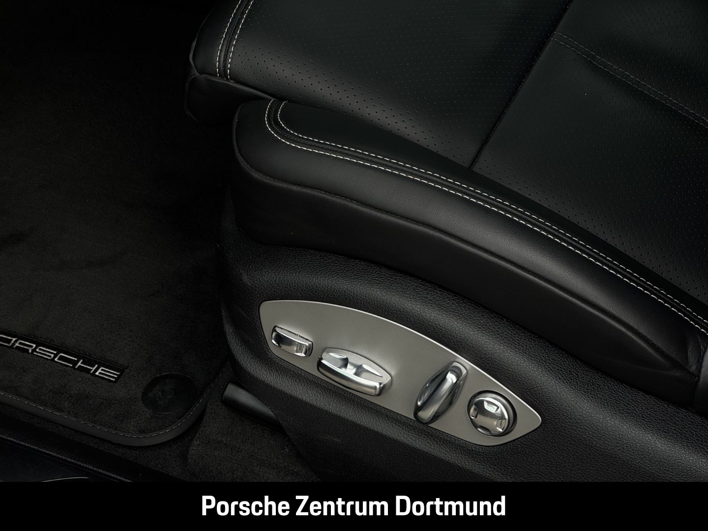 Porsche Macan BOSE Panorama Abstandstempostat 21-Zoll foto 19