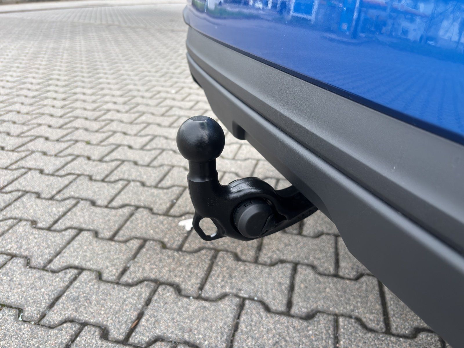 Fahrzeugabbildung SKODA Kamiq Balance 1,0 TSI 85 kW DSG AHK/MATRIX/ACC