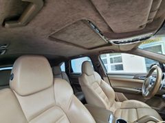 Fahrzeugabbildung Cayenne Turbo Park-Assistent