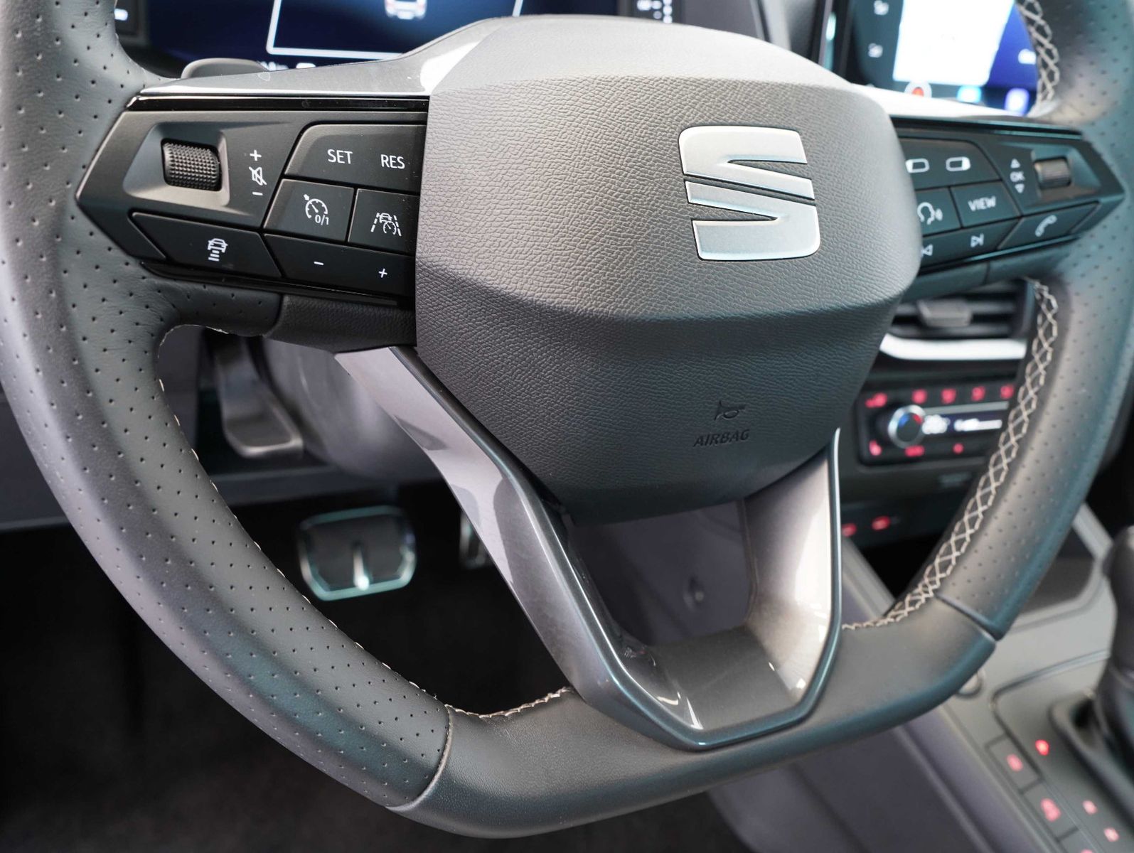 Fahrzeugabbildung SEAT Ibiza 1.5 TSI 110 kW FR Black Edition