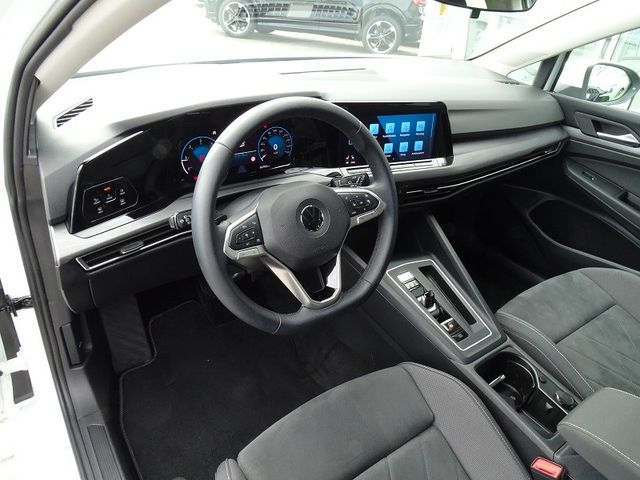 Golf  2.0 TDI DSG Style - LED Plus / Navi