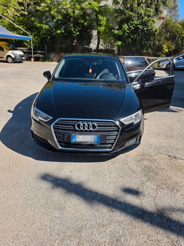 AUDI Audi A3 Sedan 30 TDI Business