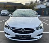 Opel Astra K Sports Tourer Business Start/Stop - Opel Astra: Weiß
