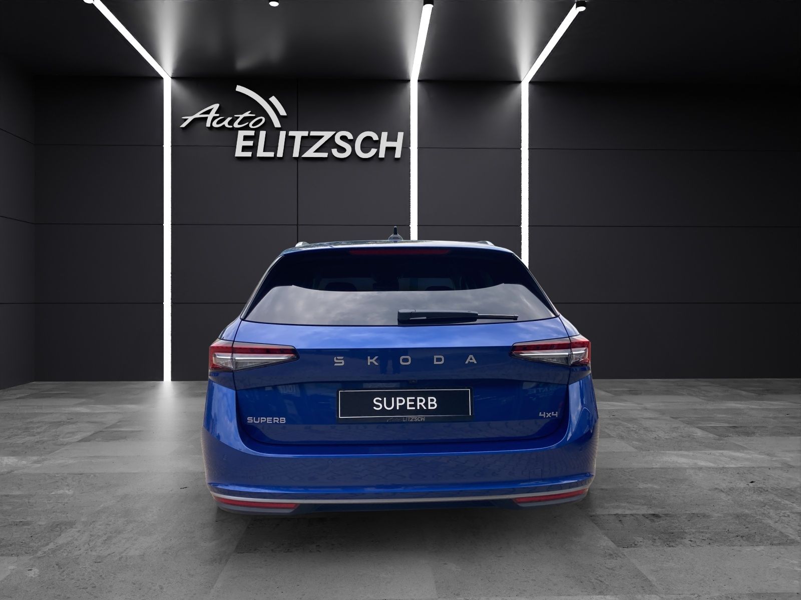 Fahrzeugabbildung SKODA Superb Combi L&K 2.0 TDI 142kW 4x4 L&K Matrix, S