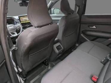 Fahrzeugabbildung Dacia DUSTER Journey TCe 130 4x4