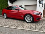 BMW 330 Gran Turismo 330d F34 Luxury Line - mit Diesel-Antrieb: Rot, Panorama-Dach, Limousine