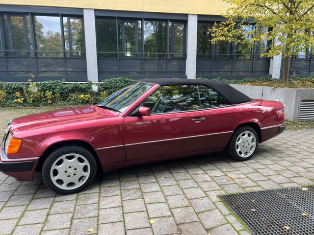 Mercedes-Benz 300 CE 24 V Cabrio Perfekter Zustand H-Kenz.