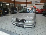 Skoda Octavia 2.0 Style Combi Sitzh.Klimaautom.PDC - Skoda Octavia aus 2002: Kombi