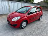 Renault twingo 1.2 Benzin mit neue tuv 06/... - Renault Twingo in Magdeburg