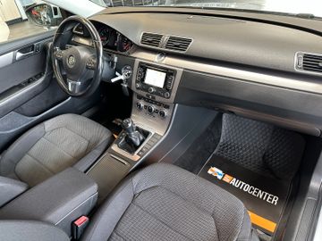 MYAUTOCENTER – Gebraucht- und Jahreswagen mit Werkstattservice in Pfaffenhofen Volkswagen Passat *ACC*NAV*AHK*PDC*SitzHZ*2-ZONEN*TotWinkel