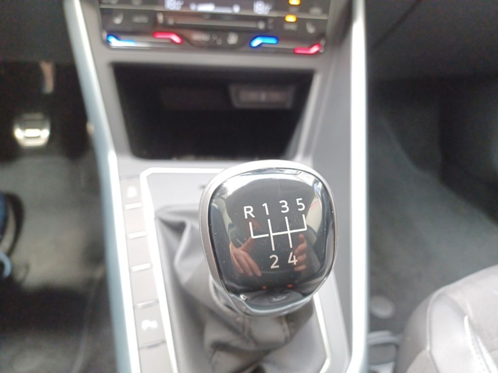 Fahrzeugabbildung Volkswagen Polo 1.0 TSI OPF Sondermodell Goal Shzg, LED