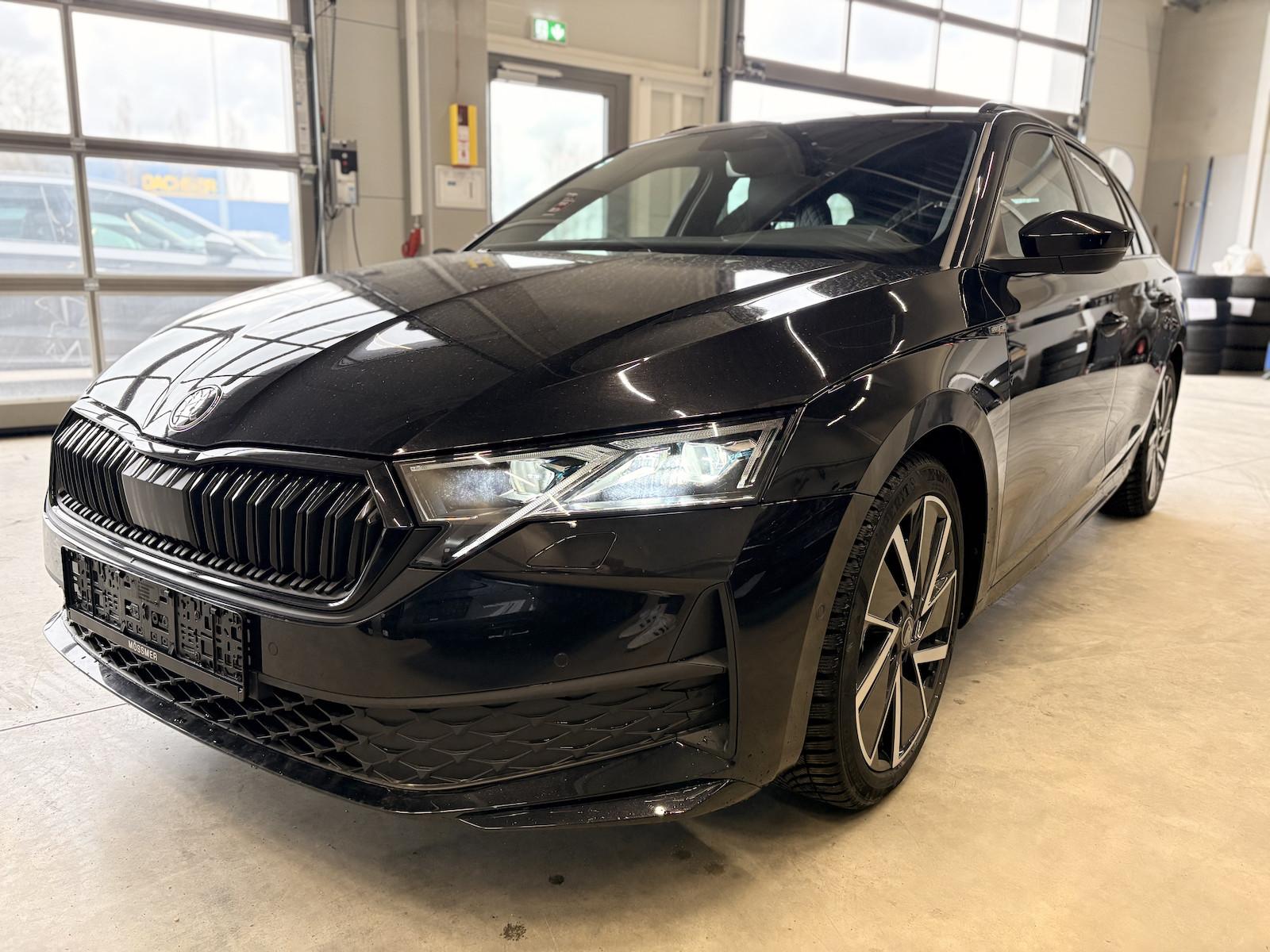 Skoda Octavia 1,5TSI mHEV DSG Sportline Pano AHK Matri