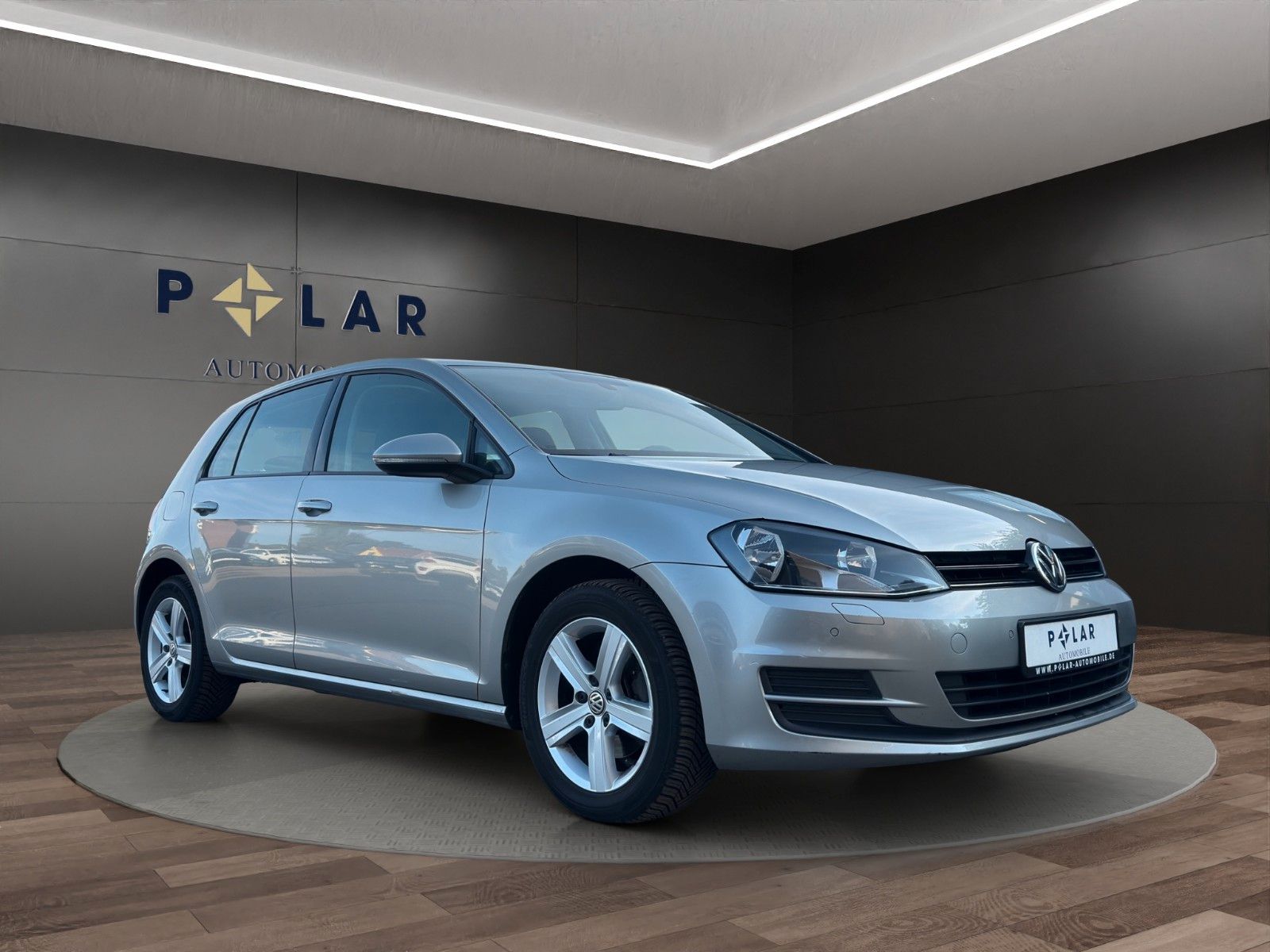 Fahrzeugabbildung Volkswagen Golf VII Lim. Sitzheizung / Bluetooth / Navi