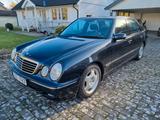 Mercedes-Benz E 320 AVANTGARDE Avantgarde - gebrauchte Mercedes-Benz E 320 aus dem Jahr 1999