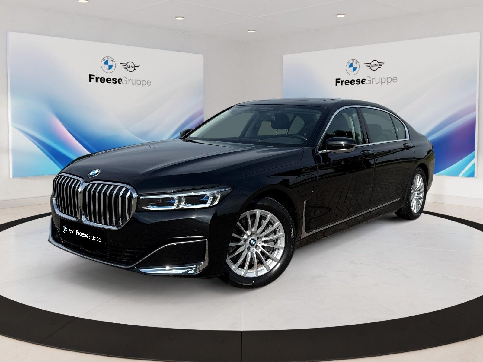 BMW 745