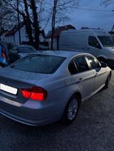 BMW 318i Sport 1.Hand/Navi/PDC original 2 21900 km - gebrauchte BMW 318 aus dem Jahr 2009