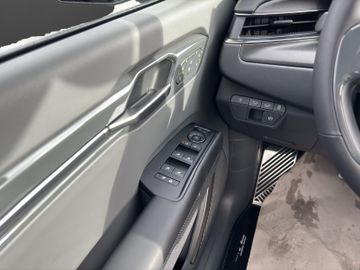 Kia EV9 99,8 kWh AWD GT-Line *Head-Up*LED*Pano*