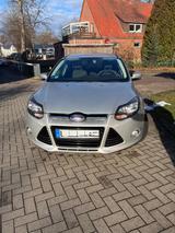 Ford Focus 1,6 EcoBoost 110kW Titanium Titanium - Ford Focus mit Benzin-Antrieb: Limousine, 1.6