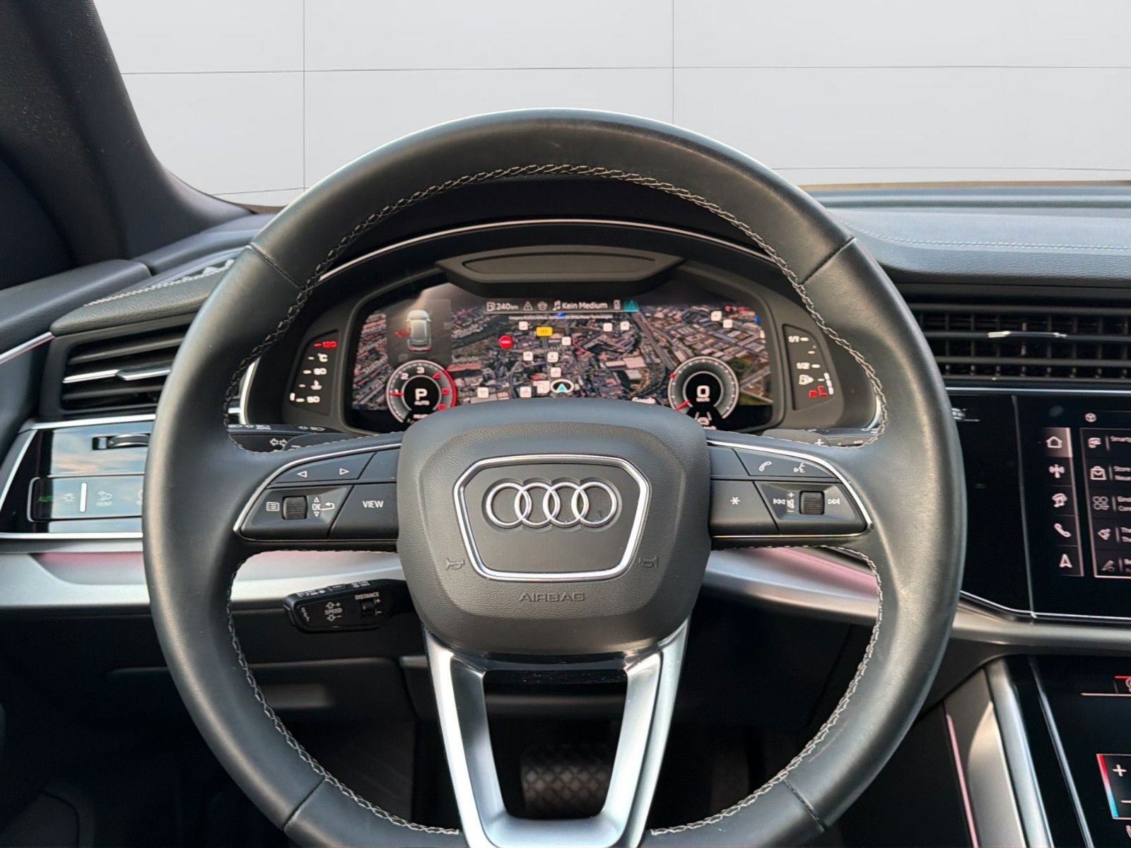 Audi Q8 50 TDI quattro S line 21"  Valcona B&O Laser foto 14