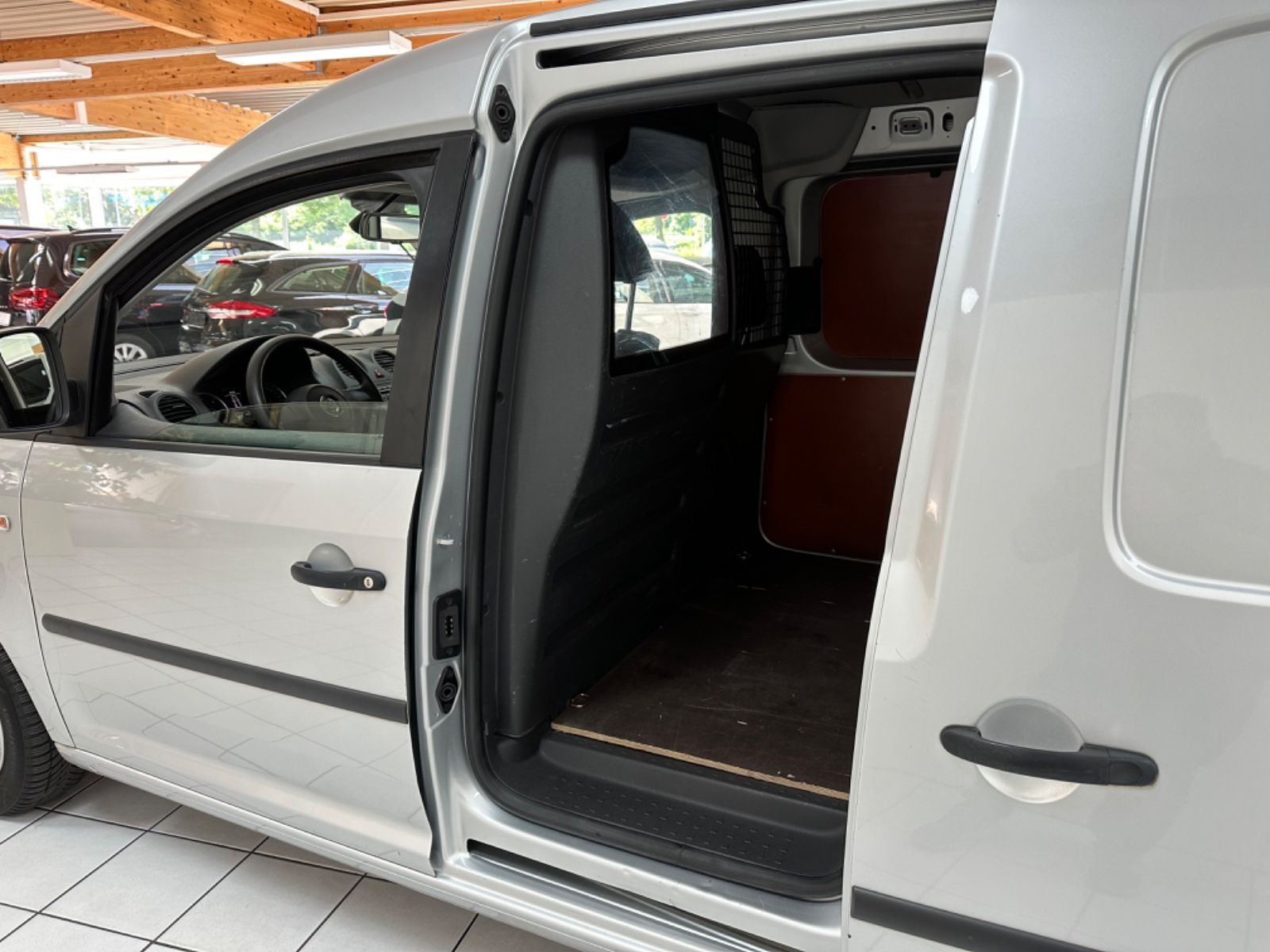 Fahrzeugabbildung Volkswagen Caddy Kasten/Maxi  EcoProfi*Navi*Klima*