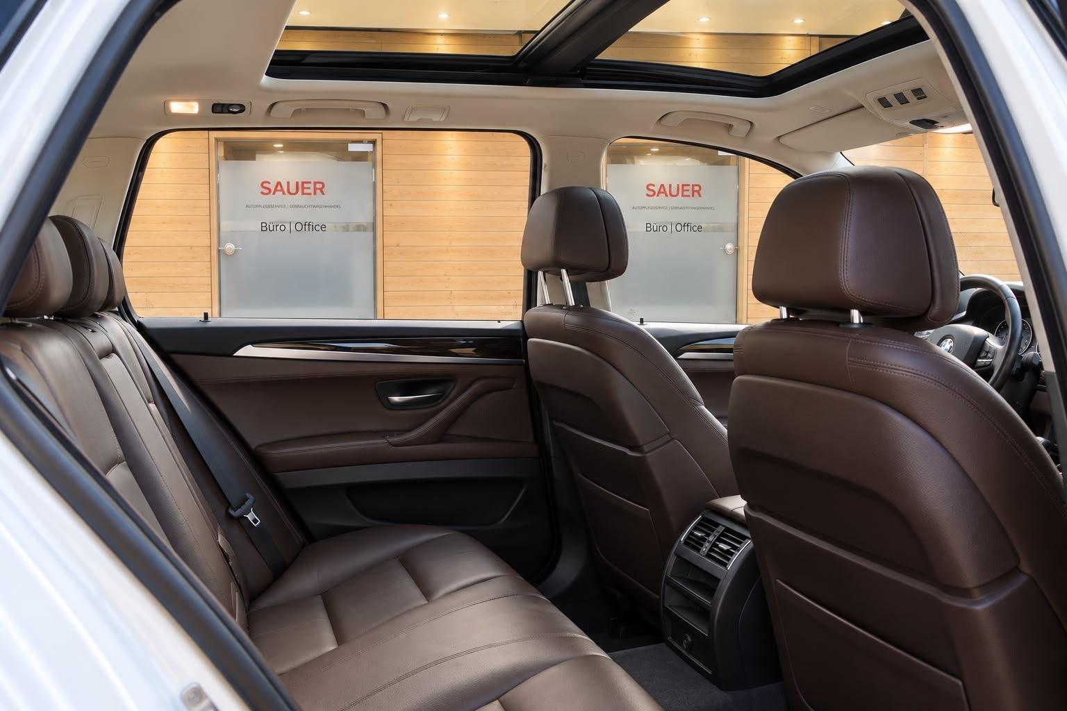 BMW 535 D - 313 CV - TOURING LUXE - BVA - HAYON ÉLECTRIQUE