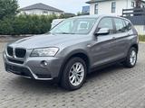 BMW X3 xDrive 20 i Auto.KAM+SHZ+TEMPO+MFL+NAVI+ - BMW: Grau, mit Navigationssystem
