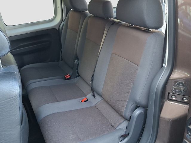 Fahrzeugabbildung Volkswagen Caddy Maxi Trendline Rollstuhlrampe