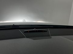 MERCEDES-BENZ E 200 CDI BlueEfficiency / 1.HD / GARANTIE / ILS