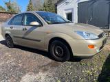 Ford Focus 1.6 Ghia 1. Hand 66594km - gebrauchte Ford Focus aus dem Jahr 1999